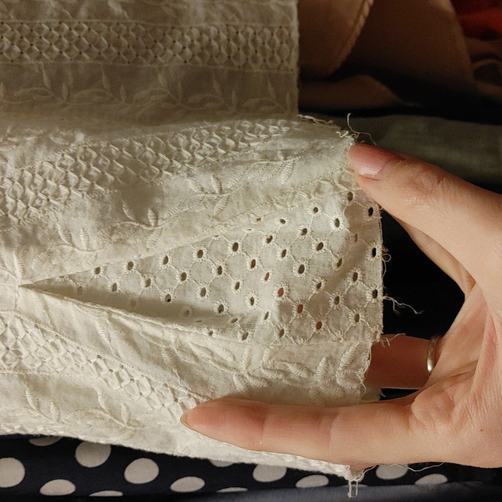 Embroidered Top - Picture 4 of 5